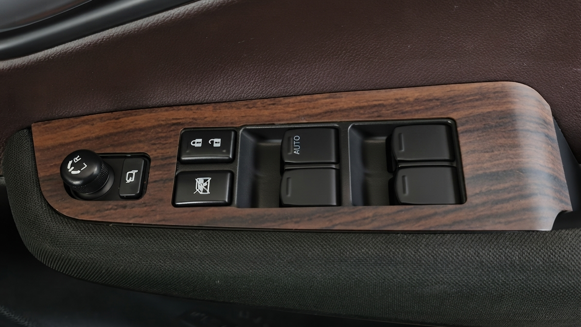 Grand Vitara Interior Trim Kit | Walnut Matt